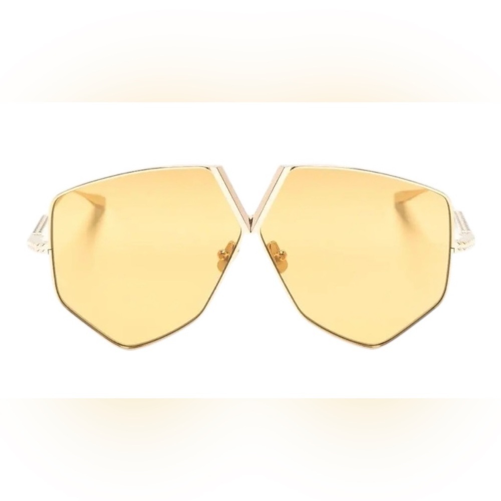 NEW $810 Valentino V hexagon sunglasses Gold Tone Sunglasses. - Picture 3 of 9